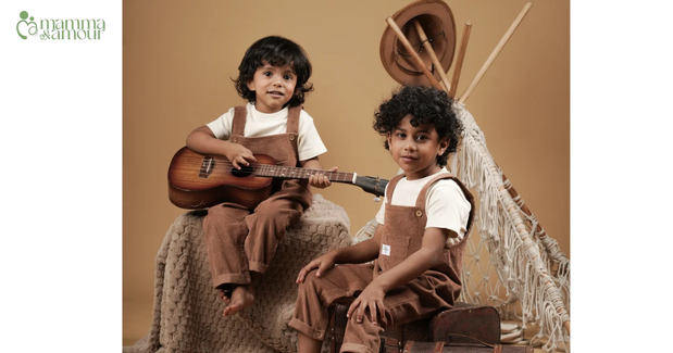 Mamma & Amour organic cotton coordinating outfits for twins, GOTS certified baby clothing