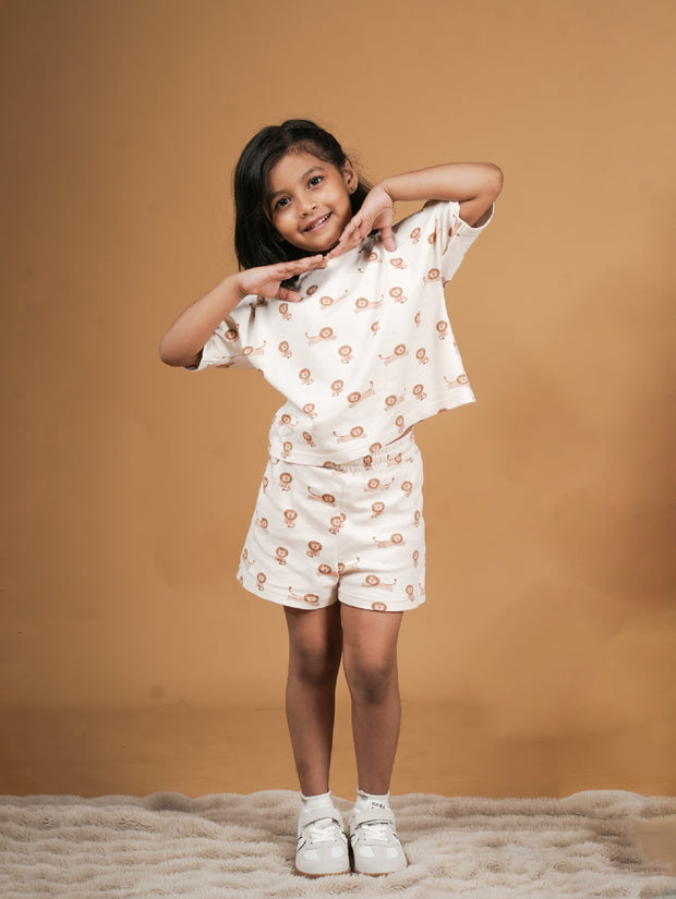 Lion Print Oversized T-Shirt And Shorts Set